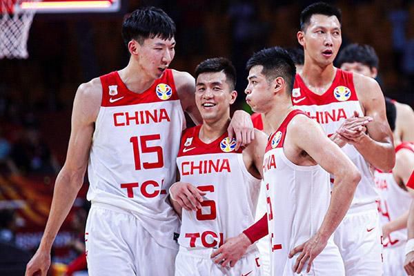 成龙李连杰吴京等集结大银幕 2025-05-23 ，5月21日-22日，2025年全国电影（厦门）交易会暨第27届全国影片推介会在厦门举行。